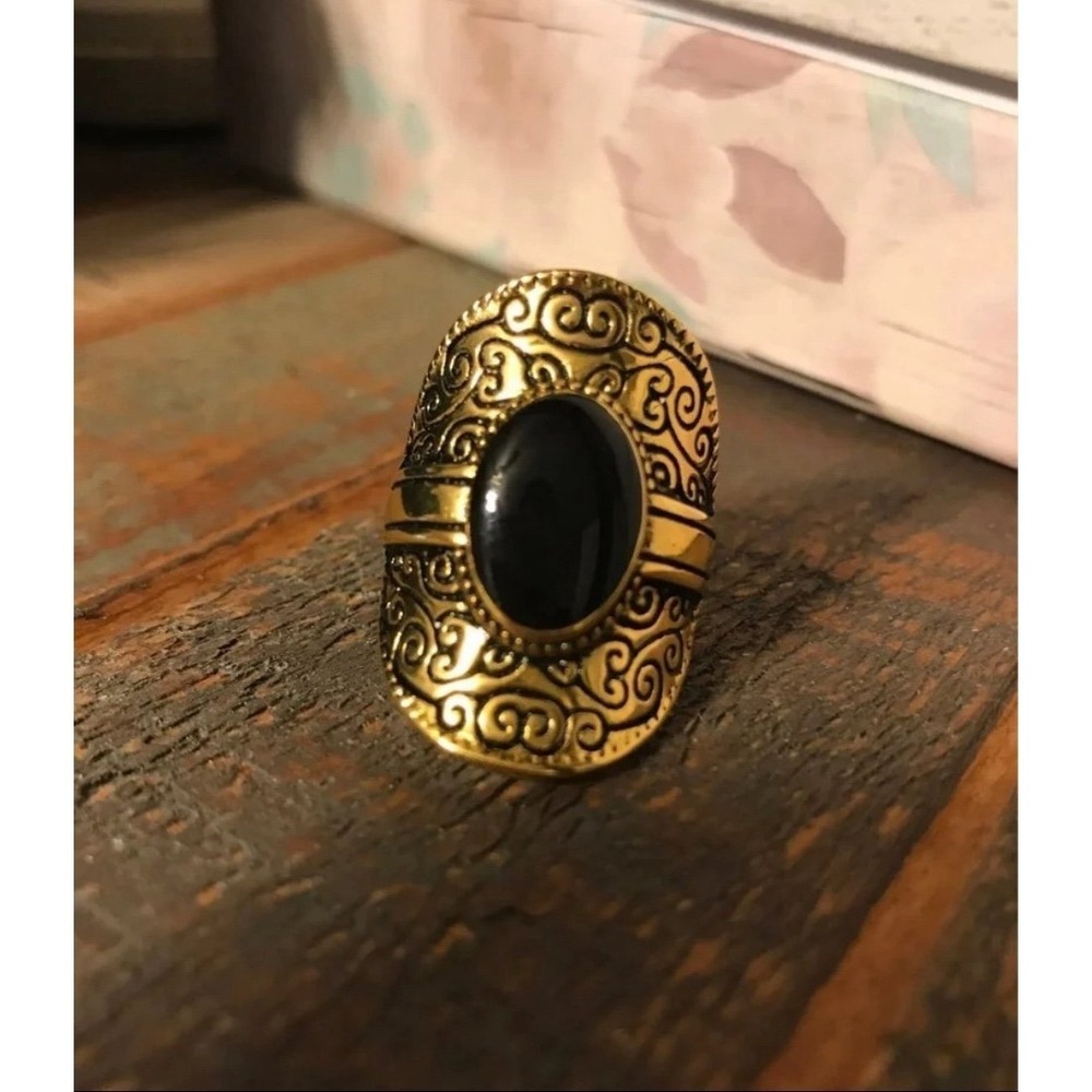 Plunder Primrose Ring‎ Black Gold Staement